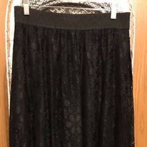 Lularoe black lace Lucy
